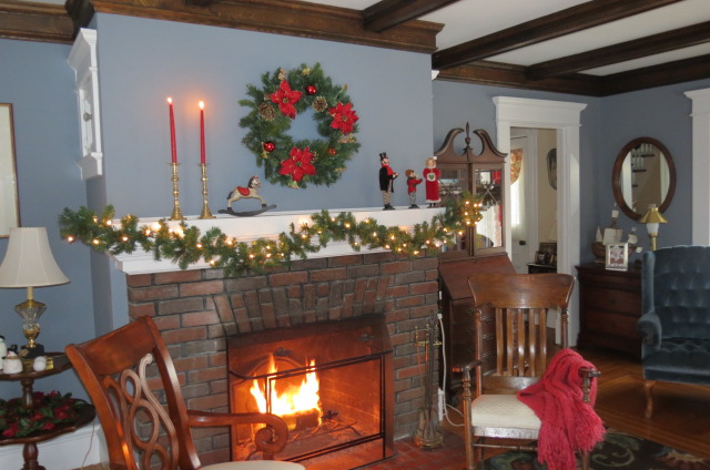 Christmas at My Yellow Farmhouse - My Yellow Farmhouse.com