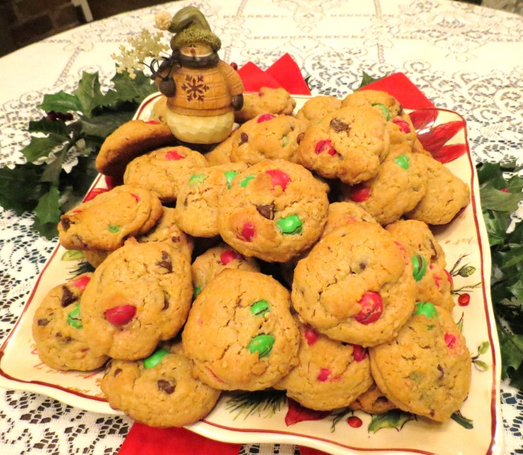 My Yellow Farmhouse Peanut Butter Cookies with Peanut M & Ms Cookies - My Yellow Farmhouse.com