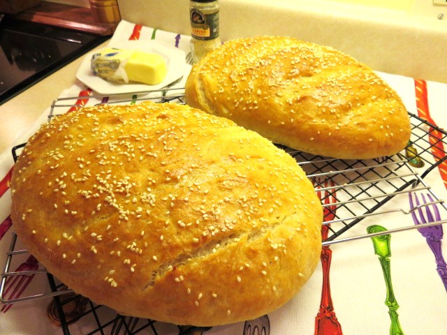 Possibly the Easiest Bread You'll Ever Make! - My Yellow Farmhouse.com