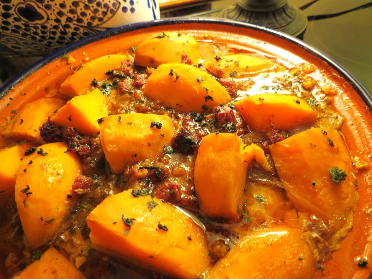 Moroccan Chicken Tagine with Sweet Potatoes and Dates - - myyellowfarmhous.com