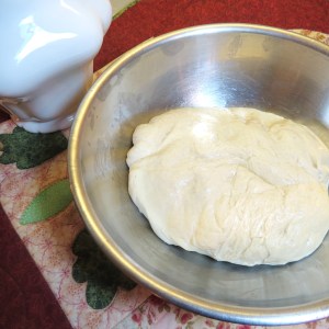 Pizza Bread Swirls - myyellowfarmhouse.com