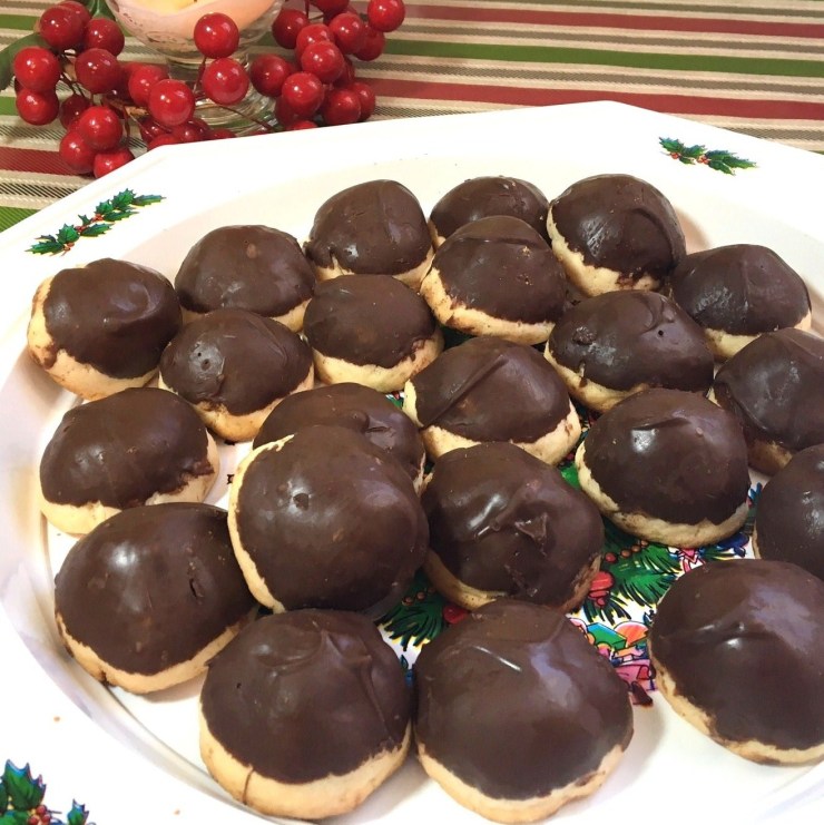 copy-chocolate-covered-cherry-cookies-myyellowfarmhouse-com